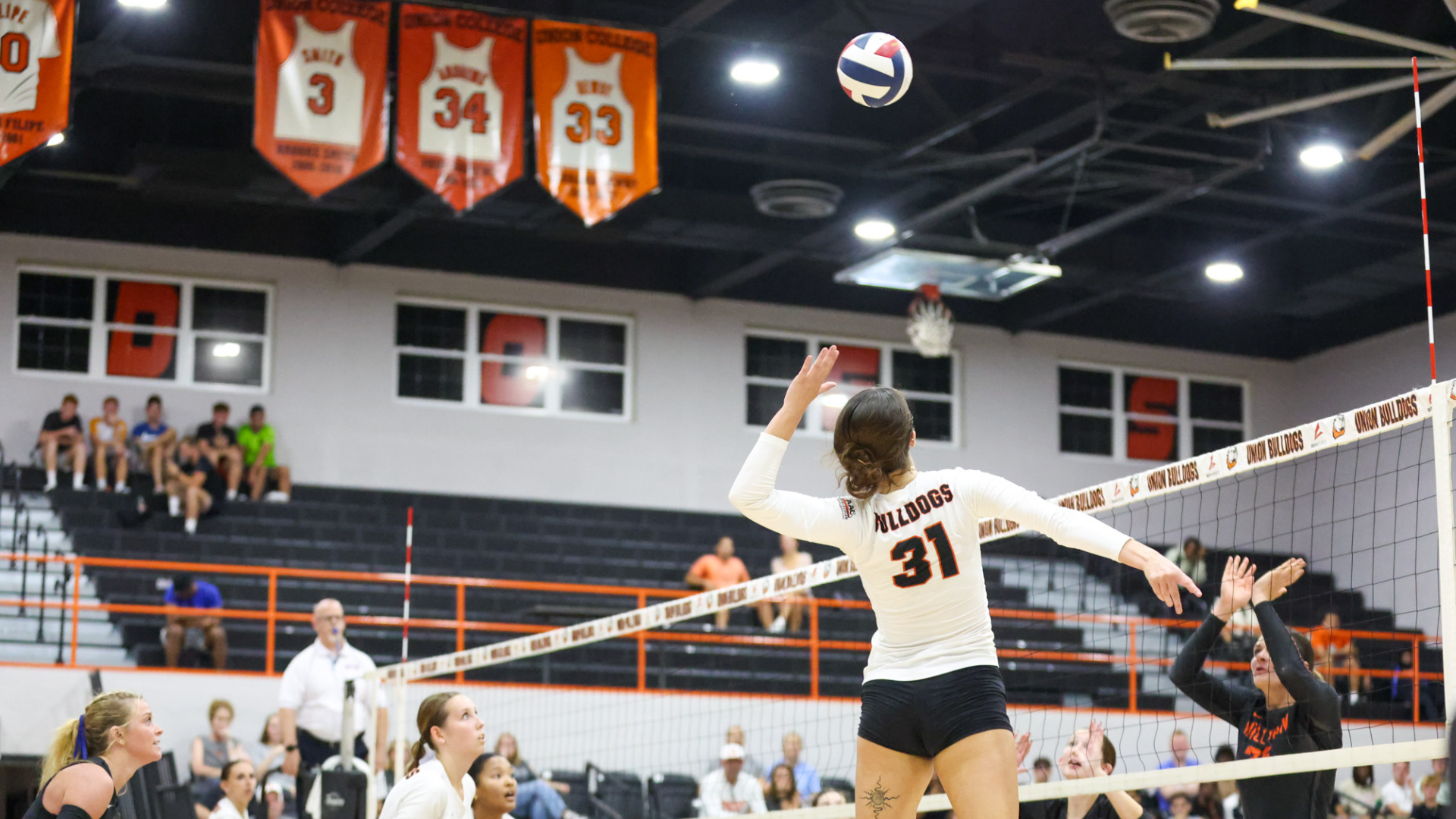 Union Volleyball Completes Season Sweep of Milligan